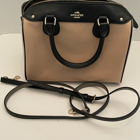 Coach color block convertible satchel/crossbody in white, tan, and black. - Picture 8 of 10